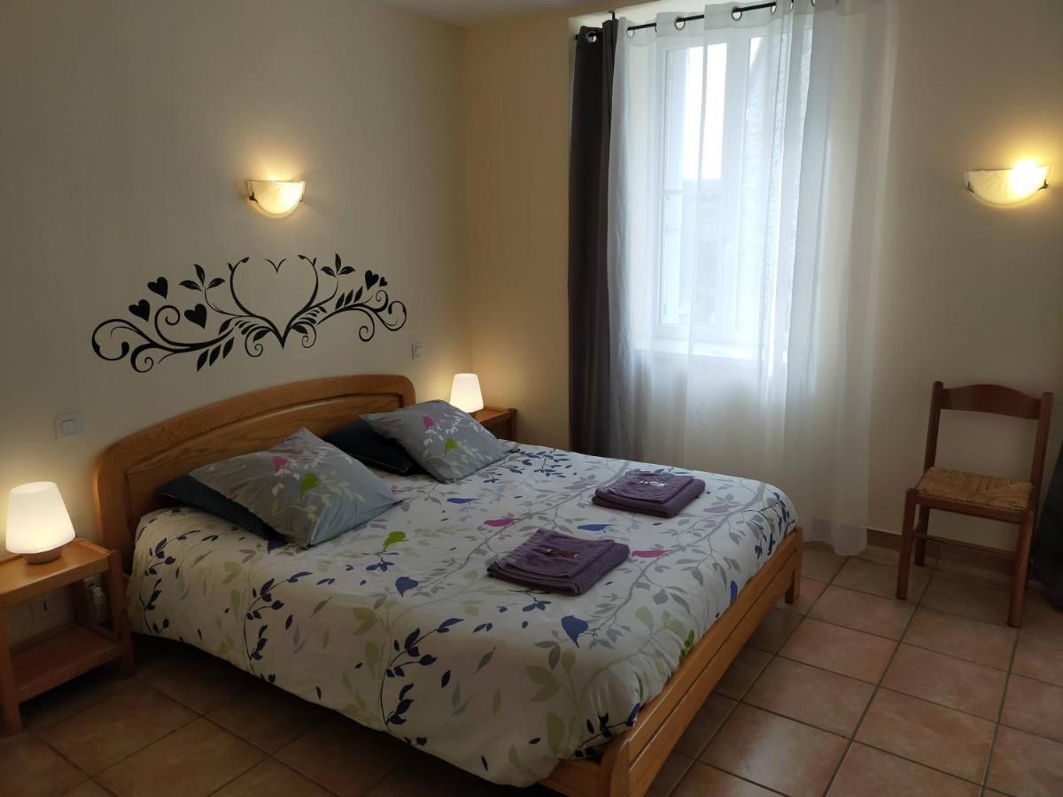 Chambres D'Hotes De L'Auberge L'Astrassadou Rézentières Dış mekan fotoğraf