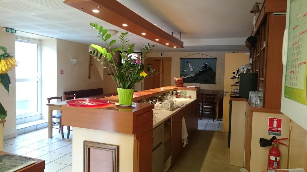 Chambres D'Hotes De L'Auberge L'Astrassadou Rézentières Dış mekan fotoğraf