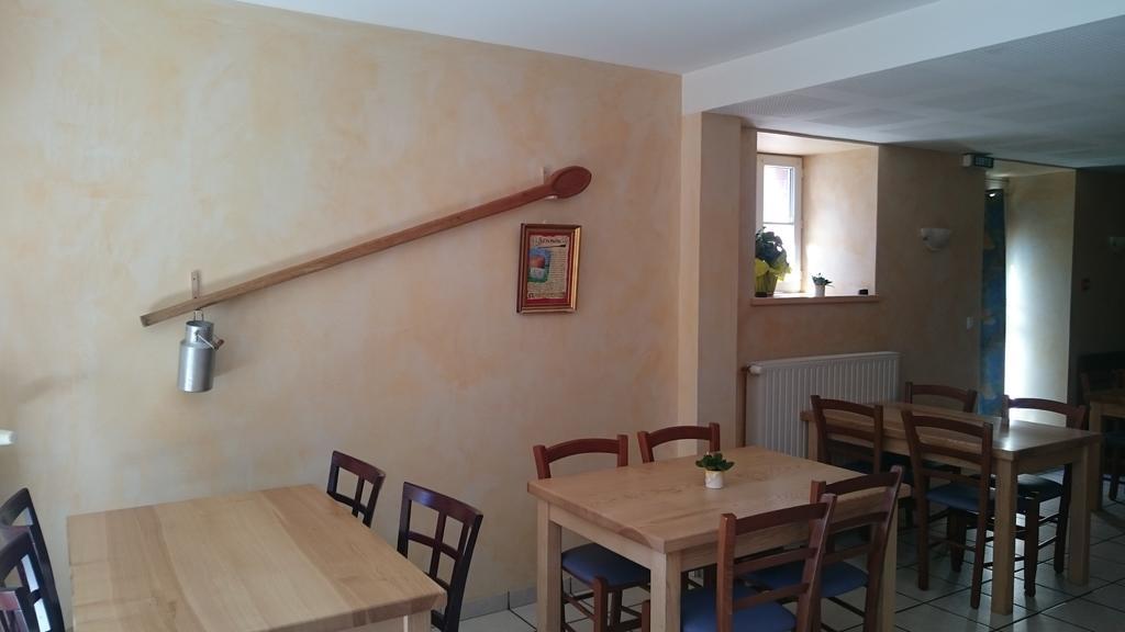 Chambres D'Hotes De L'Auberge L'Astrassadou Rézentières Dış mekan fotoğraf
